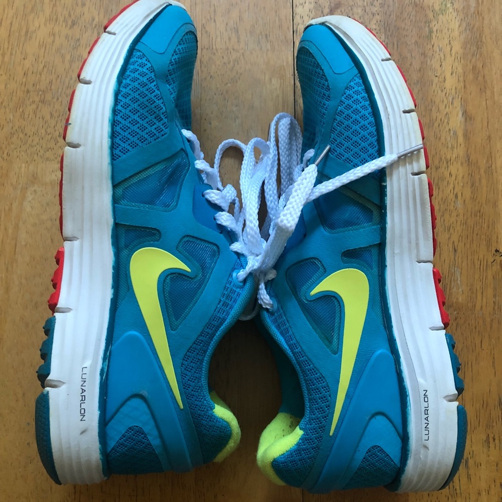 Nike Lunarglide 3 athletic shoe nice Size 4.5Y